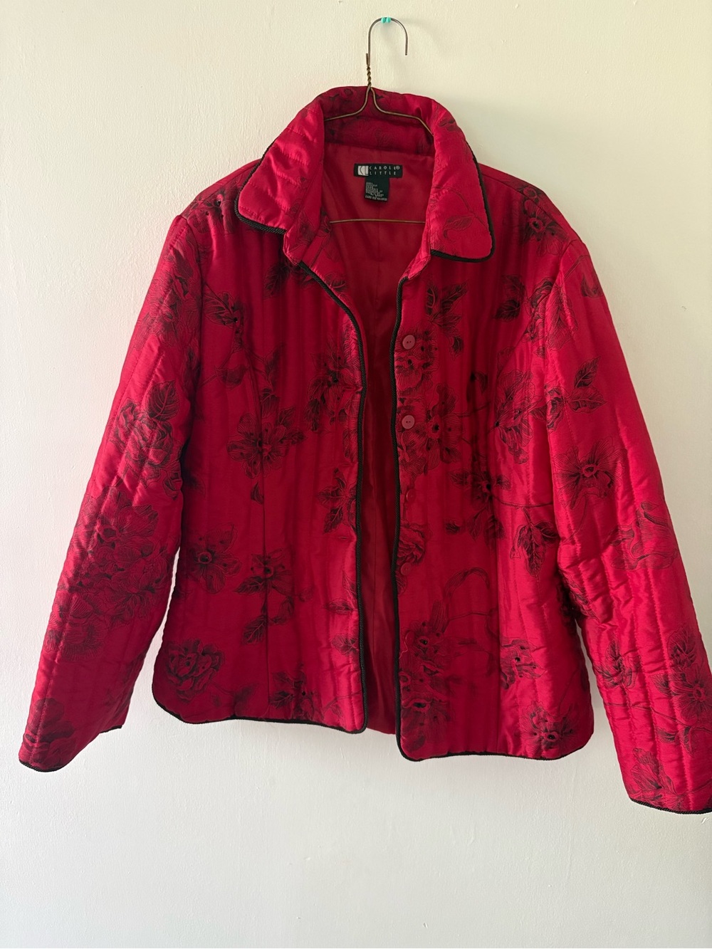 100% silk Carole little vintage Red Quilted Floral Jacket - size M
